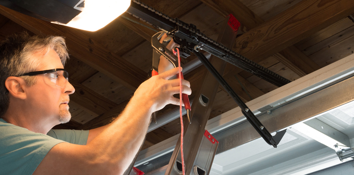 Garage door repair Shoreline WA